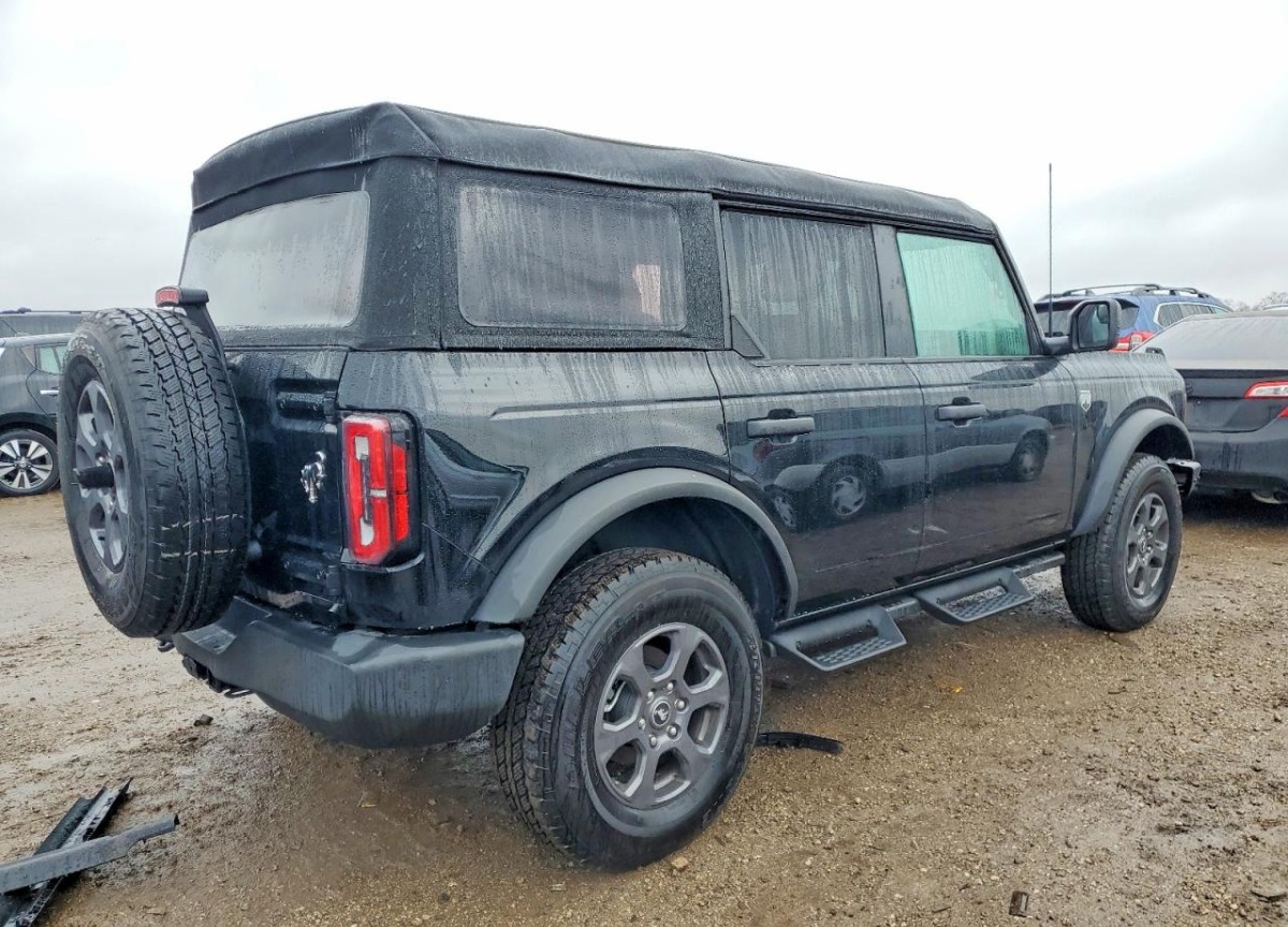 2024 Ford Bronco auction photo 3