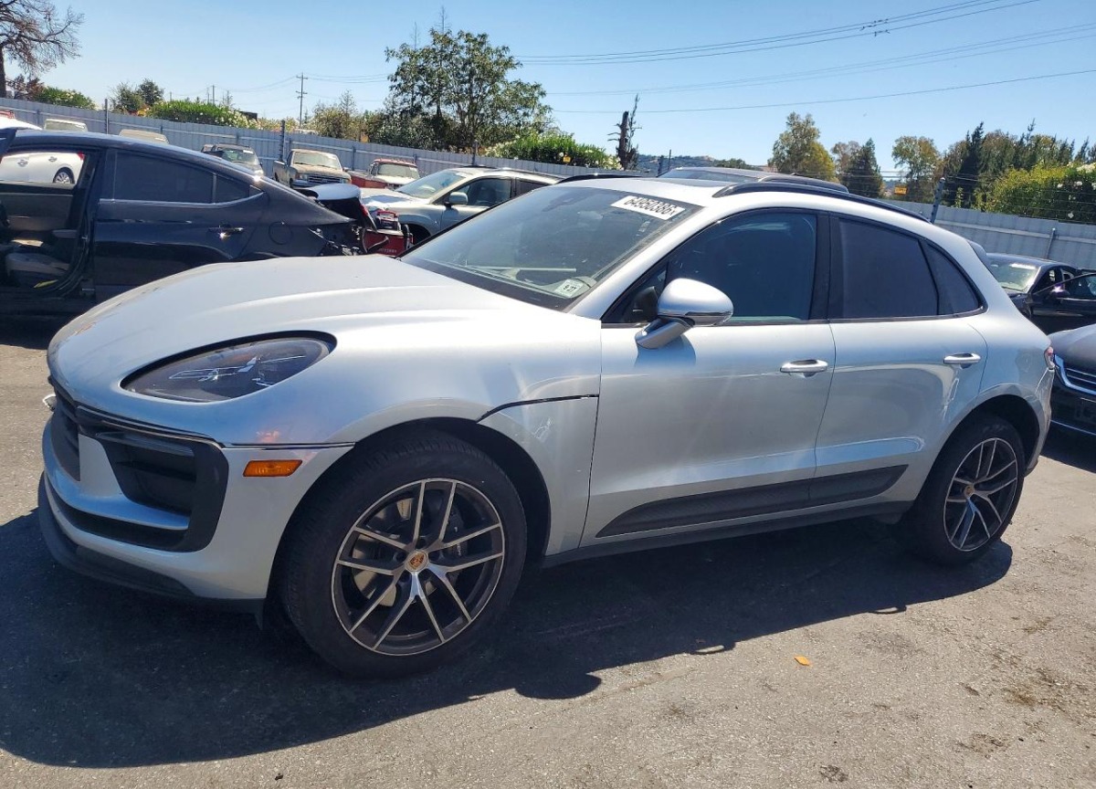 2022 Porsche Macan
