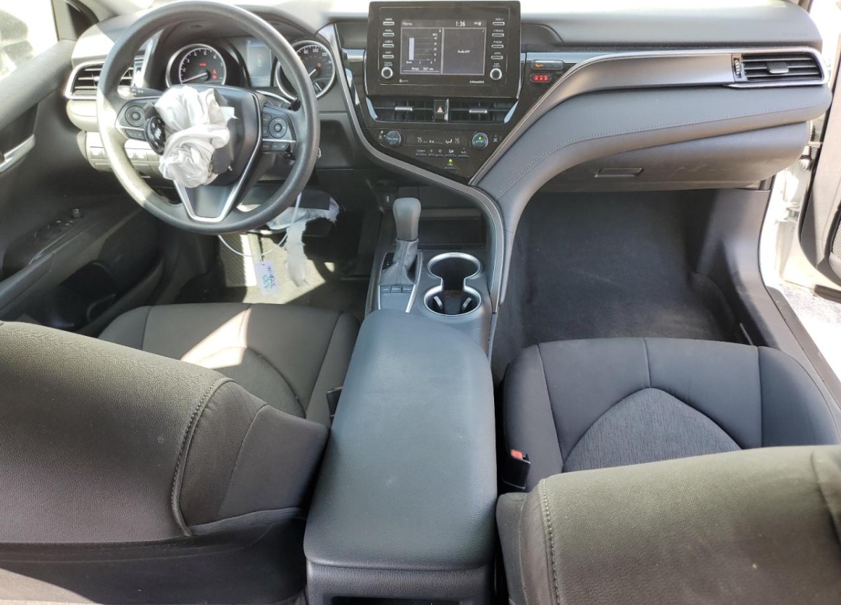 2023 Toyota Camry auction photo 8