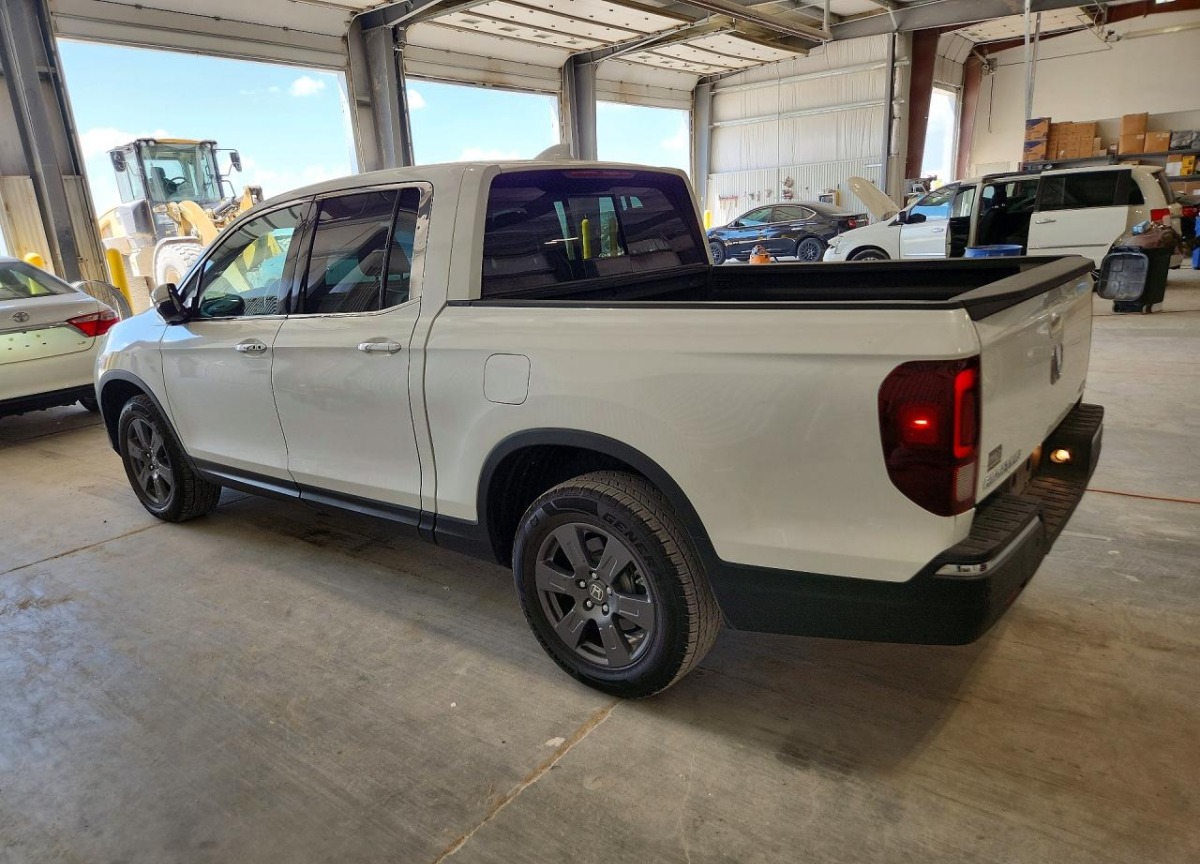 2020 Honda Ridgeline auction photo 2