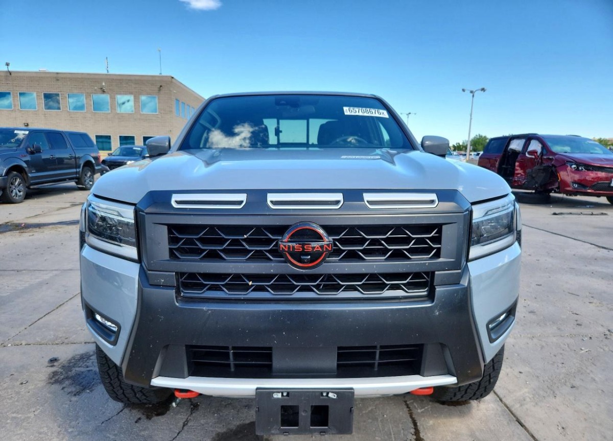 2025 Nissan Frontier auction photo 5